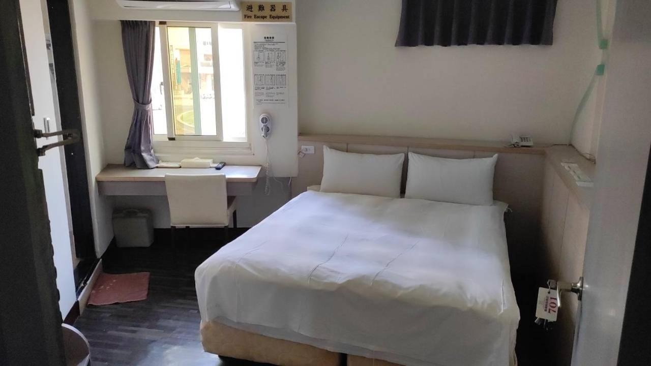 Well Live Hotel Douliu Exterior foto