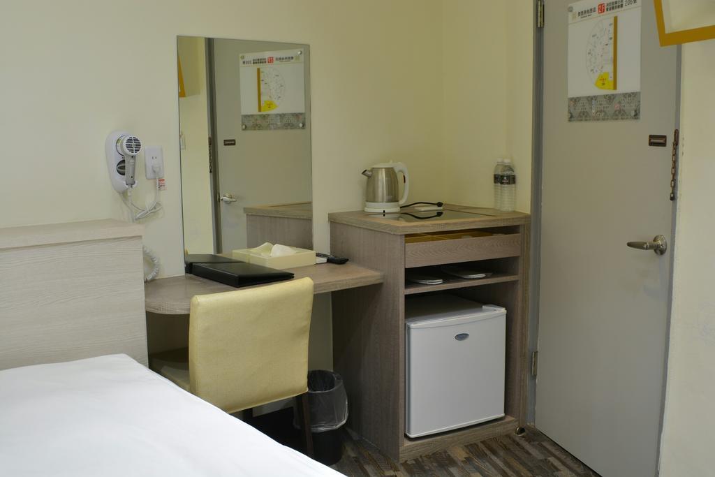 Well Live Hotel Douliu Exterior foto